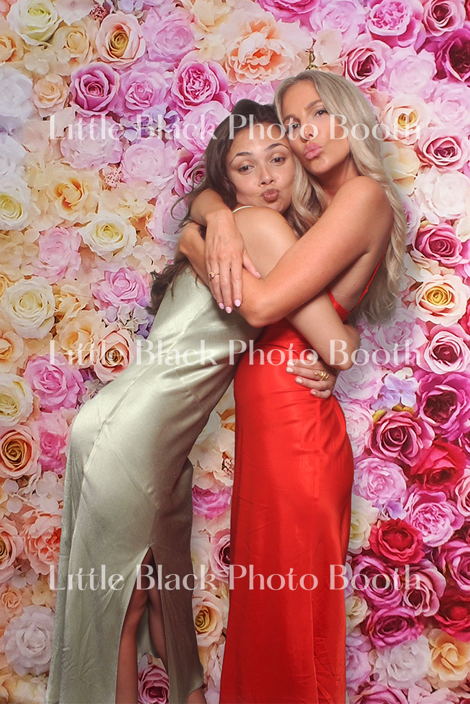 Photobooth Backdrop - Roses